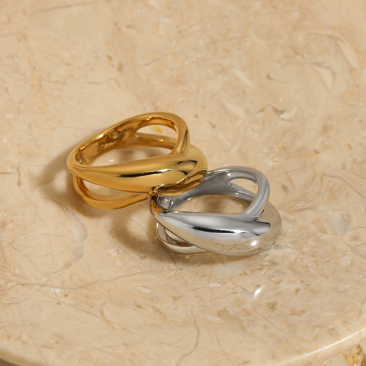 Anillo Velisse
