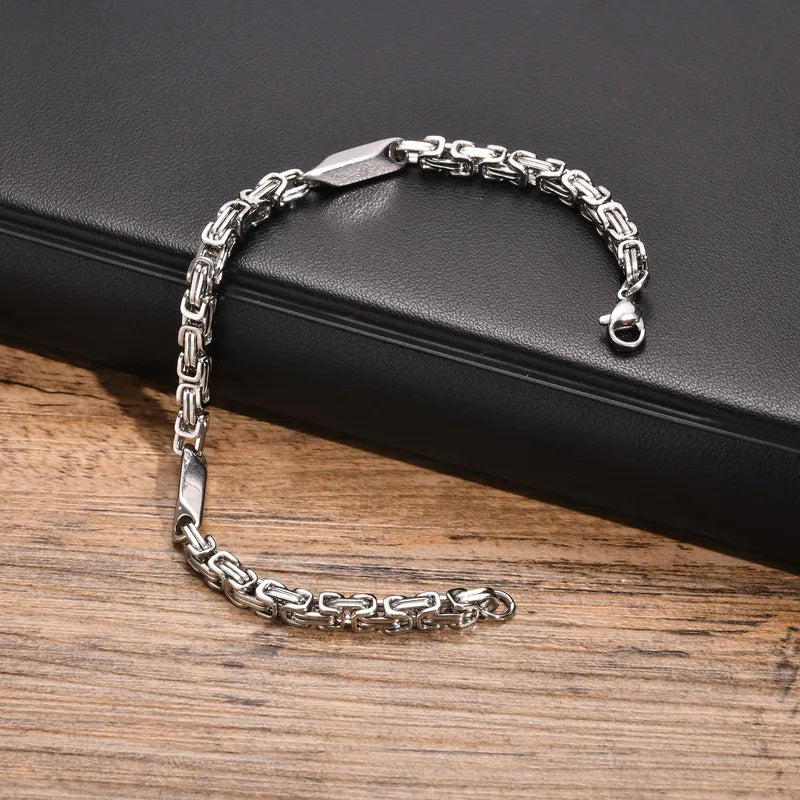 Pulsera Street
