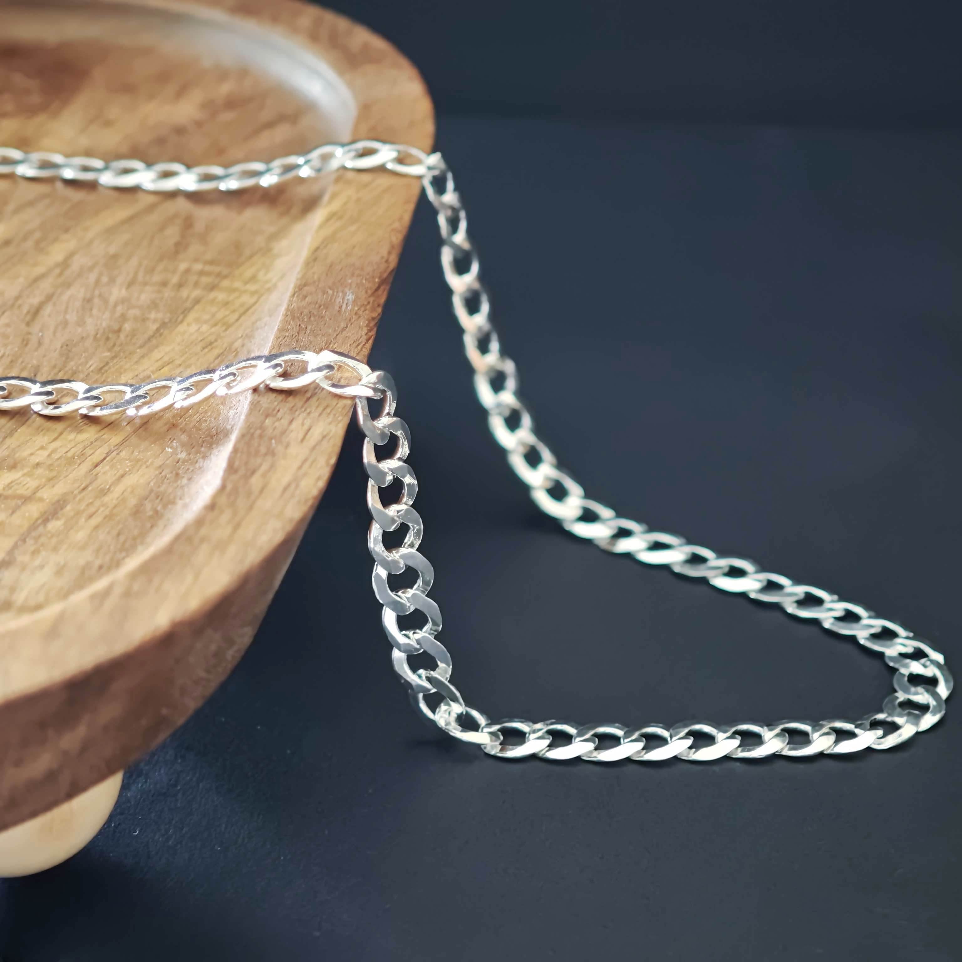 Collar Cubano
