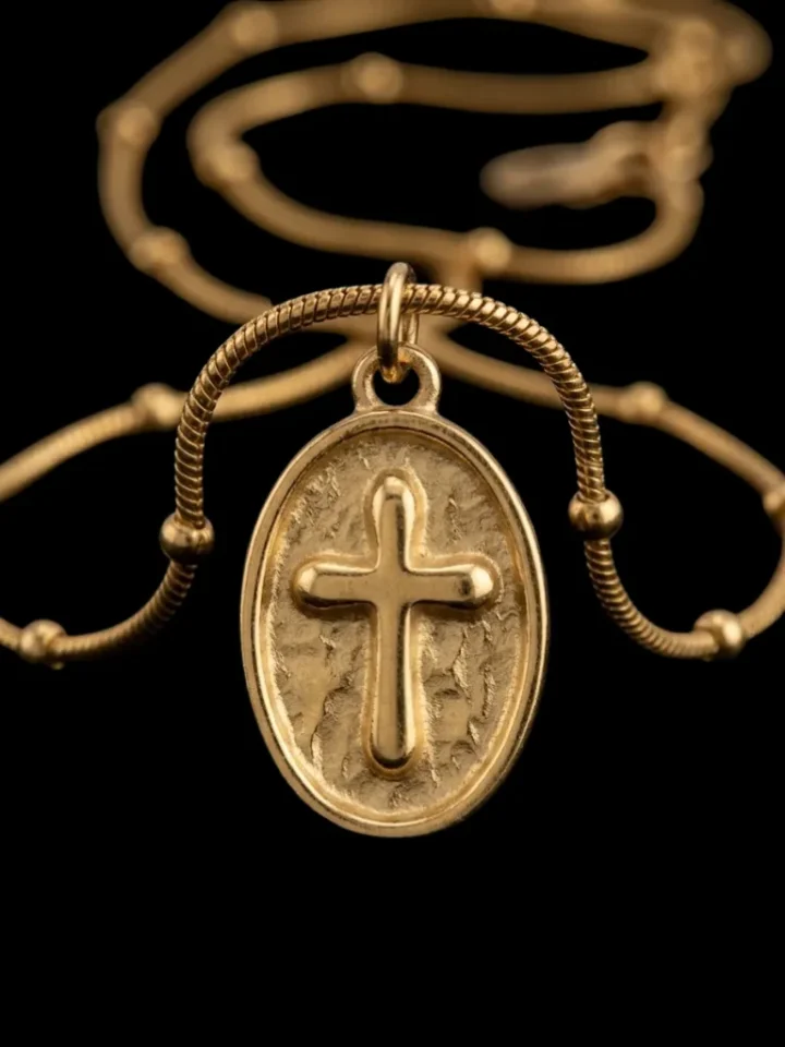 bellezia-store-imagen-oficial-joyeria-premium-peru-foto-producto-4k - 2026-05-10T082516.906
